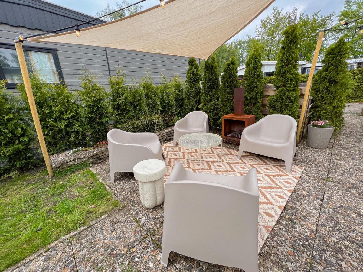 Bosrijk Chalet - Hottub - Veluwe Putten Kültér fotó